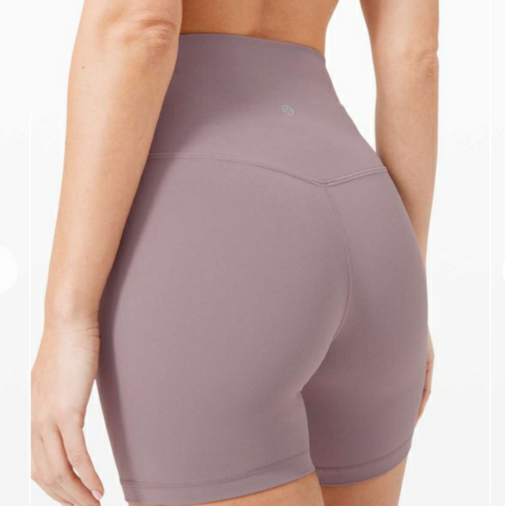 NWT- Lululemon Align Short 6" in Voilet Verbena